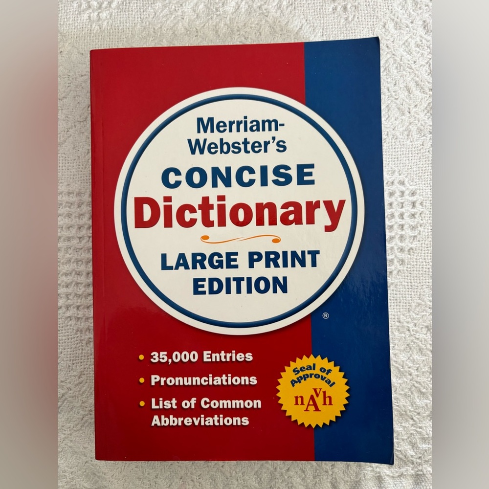 Merriam Webster’s Concise Dictionary Large Print Edition Like New